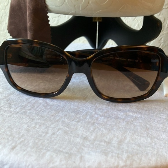 Coach: Rita (L923) Dark Tortoise Sunglasses- Case & Microfiber Cloth - Picture 12 of 16